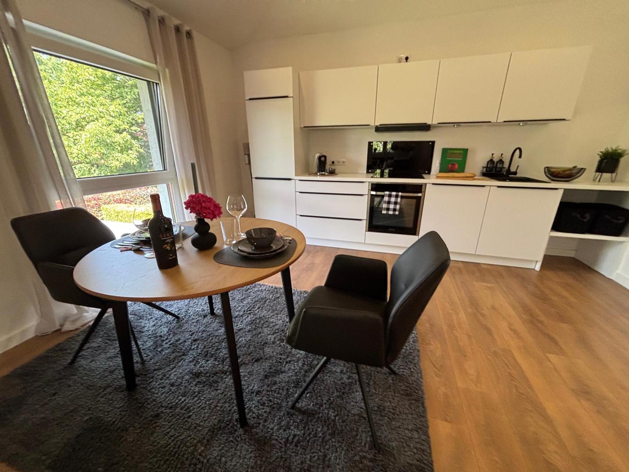 B&S-Apartment 100 Qm Neu Schlangen ภายนอก รูปภาพ